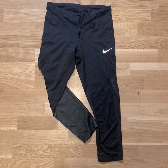 Nike Pants - NIKE | S | Womens dri-fit workout 3/4 leggings